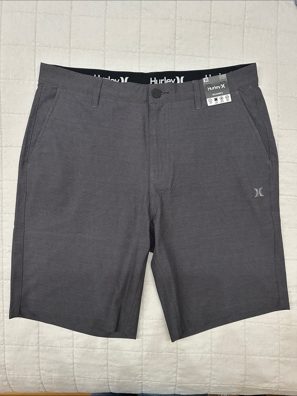 Hurley Men’s Charcoal Flat Front Performance Shorts, Size 34